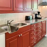4 Bedroom Front In *
